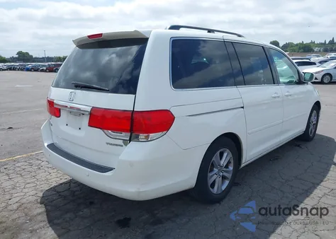 2008 Honda Odyssey Touring z USA, uszkodzony, nr VIN 5FNRL38908B064376